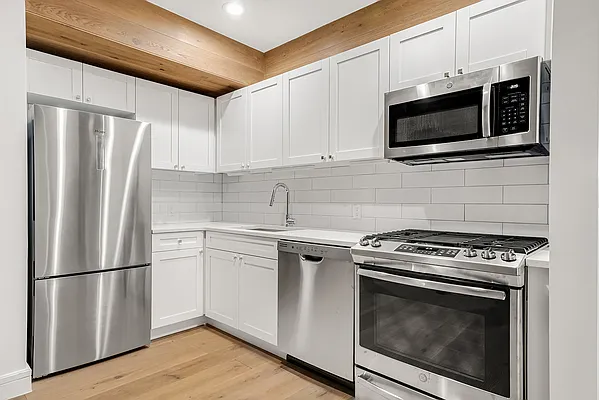 Rented by Warburg | media 1