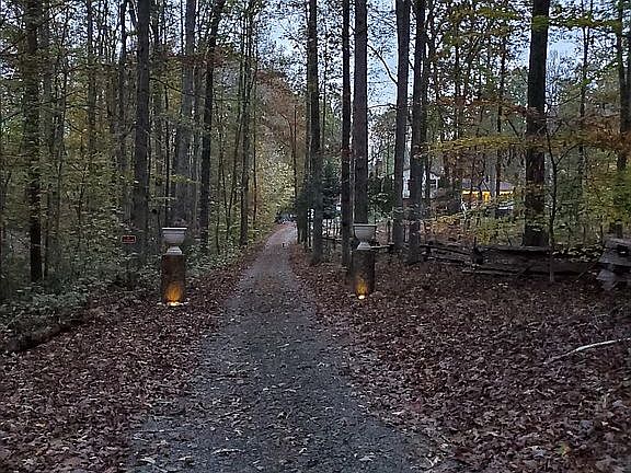 2nd image of 274 Skyline Dr
