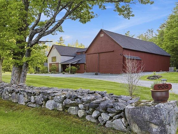 2nd image of 908 Old Franconia Road