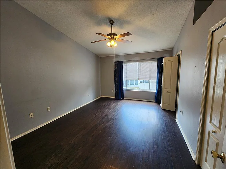 1317 Throckmorton Dr — Photo 21