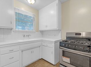 Beautiful 2 bed 1 bath unit!, Burbank, CA 91505