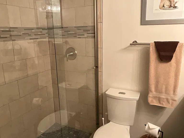 201 Riverfront Dr #18 — Photo 42