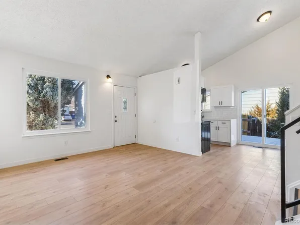 17406 E Temple Drive, Aurora, CO 80015