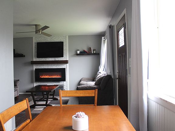3rd image of 26521 Brettonwoods St