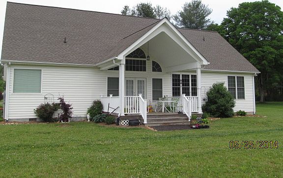 4th image of 168 Carriage Ln