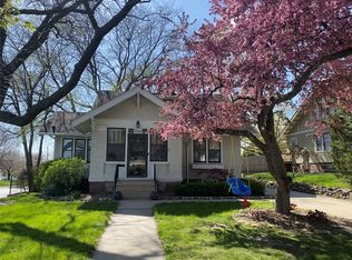 904 45th St, Des Moines, IA 50312