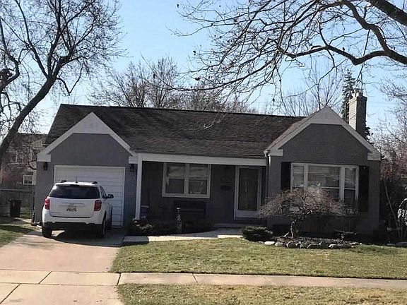2nd image of 21152 Lancaster St