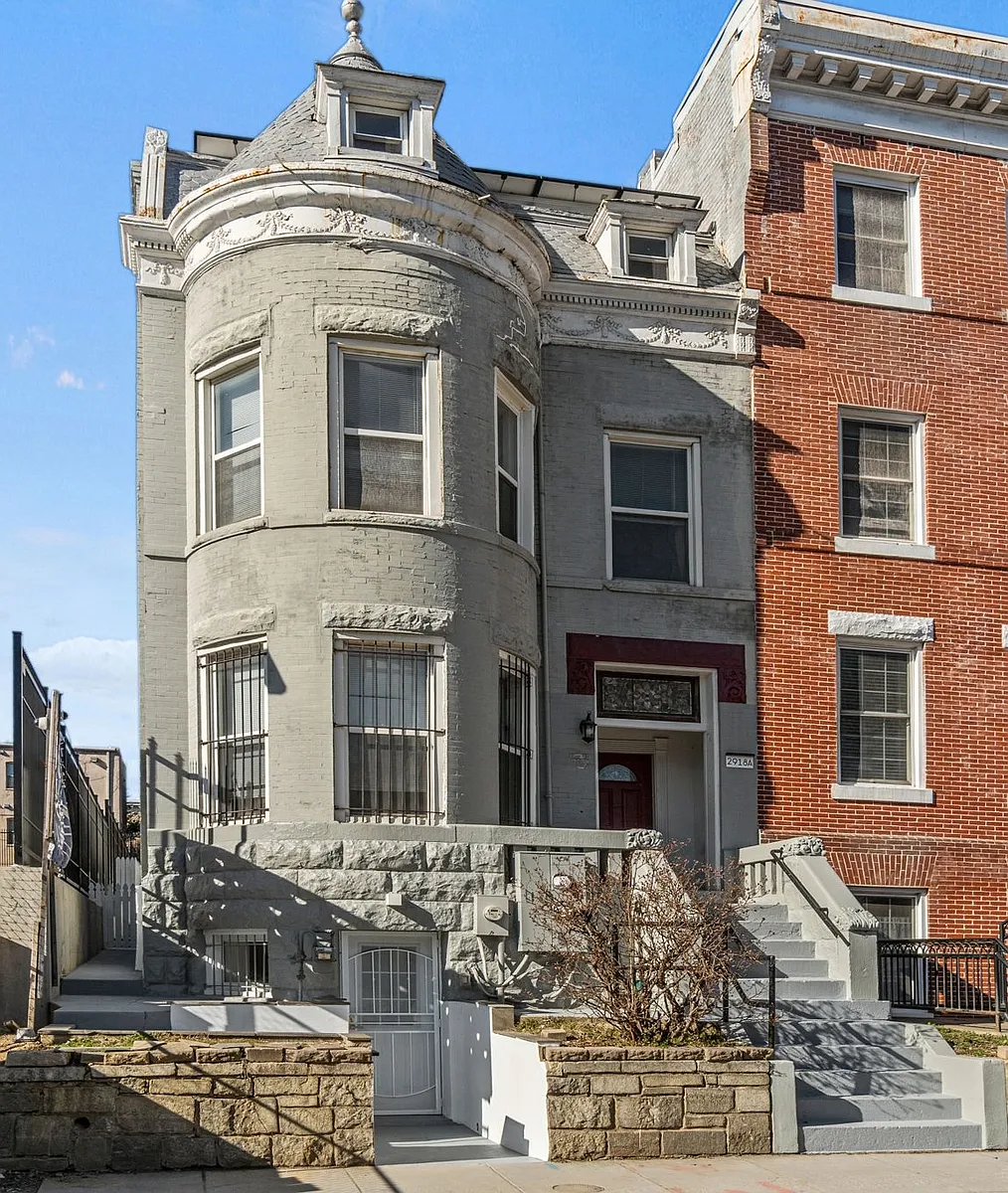 Building Photo - 2918 Sherman Ave NW #A