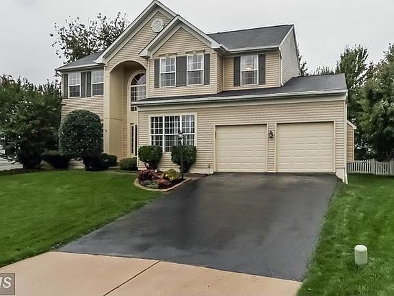 3rd image of 20311 Baymeadow Ct