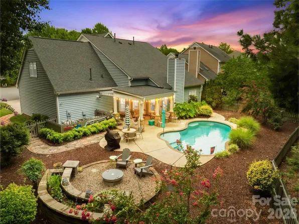 1363 Yorkshire Pl NW, Concord, NC 28027