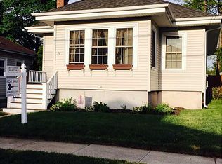 36 Ingleside Ave, Cranston, RI 02905