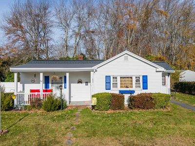 953 Phillips Rd, New Bedford, MA, 02745