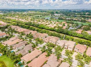 8718 Lewis River Rd, Delray Beach, FL 33446