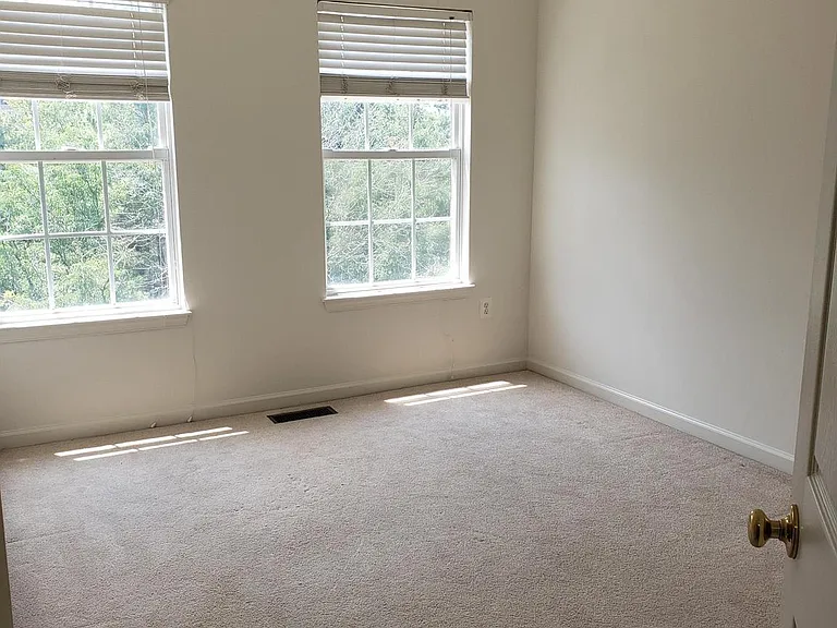 1928 Crescent Park Dr #29B — Photo 31
