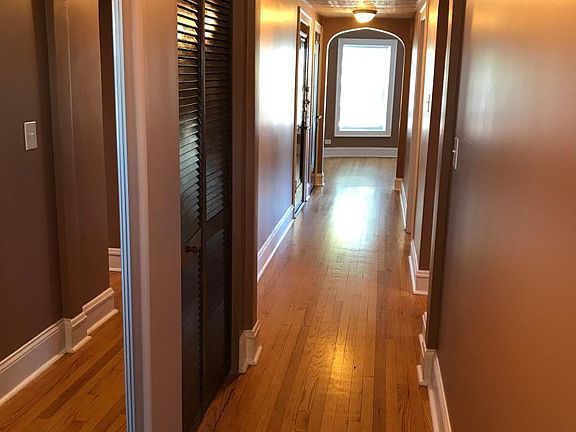 2nd image of 6025 W Eddy St #2
