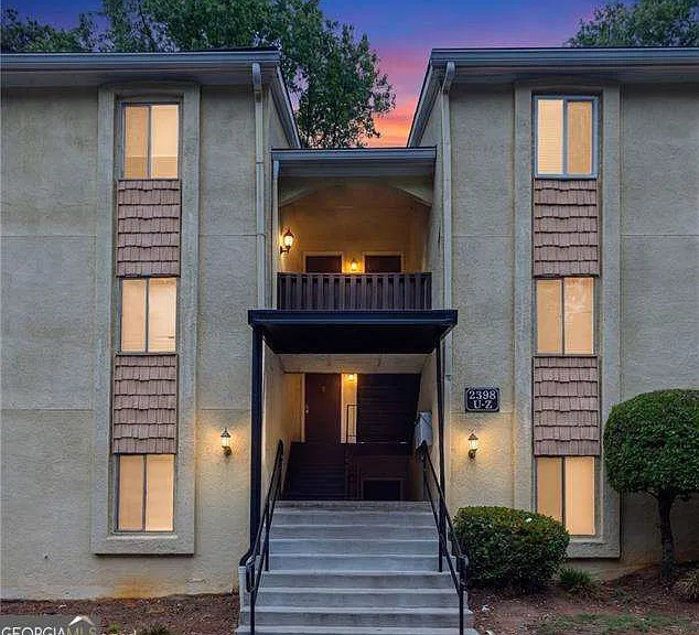 2398 Lawrenceville Hwy #H-U — Photo 1