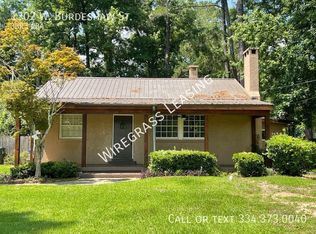 1302 W Burdeshaw St, Dothan, AL 36303