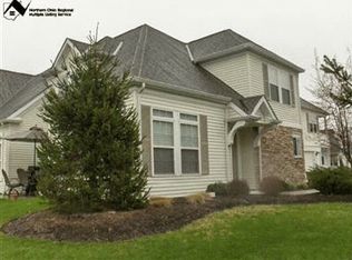 346 W Legend Ct #A, Highland Heights, OH 44143