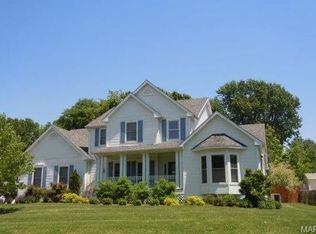 1112 S Rock Hill Rd, Saint Louis, MO 63119