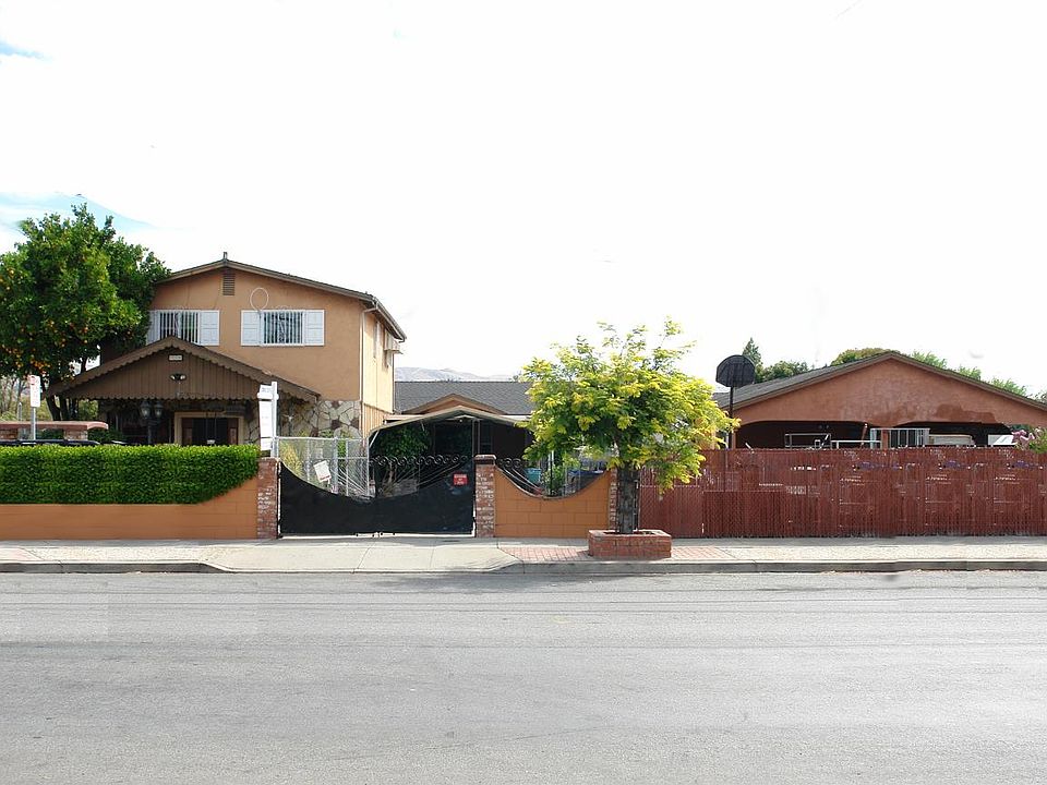 1st image of 134 S Sunset Ave