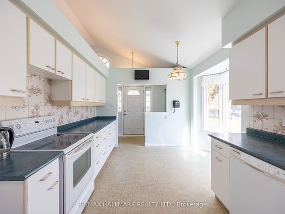 4th image of 69 Lawson Rd