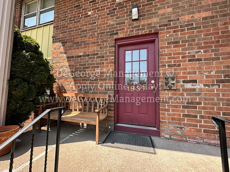 Walworth Garden Apartments — Photo 89