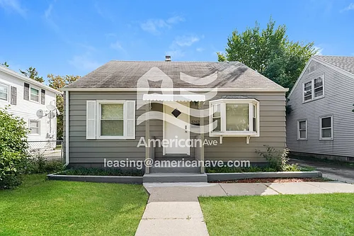 5262 N 61st St Photo 1