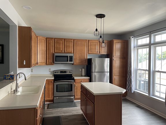 5th image of 2068 Lockwood Dr #1
