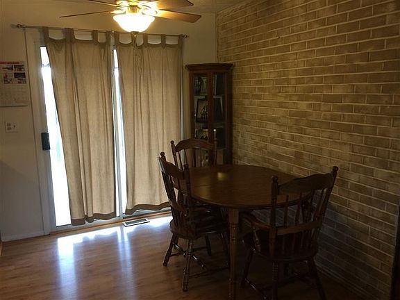 4th image of 626 Cyril Ct