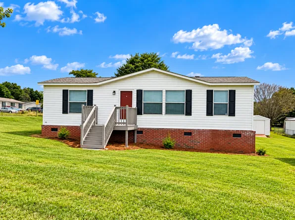 201 Harvest Ln, Fountain Inn, SC 29644