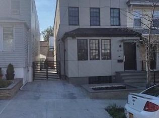 6270 60th Rd, Maspeth, NY 11378