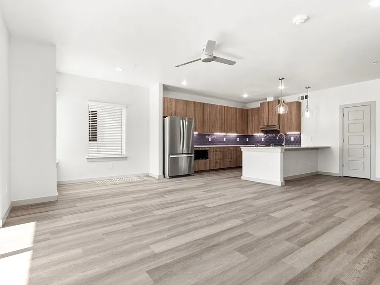 3141 Waits Ave — Photo 35