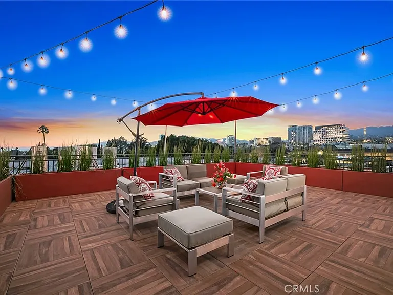5820 La Mirada Ave #401 — Photo 31