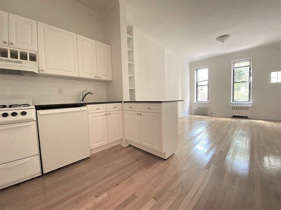 1st image of 48 E End Ave Unit 48-1D
