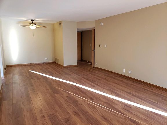 2nd image of 3000 Bayside Dr Unit 102