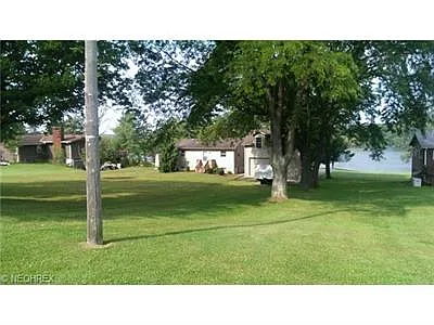 3416 Holliday Dr photo 1