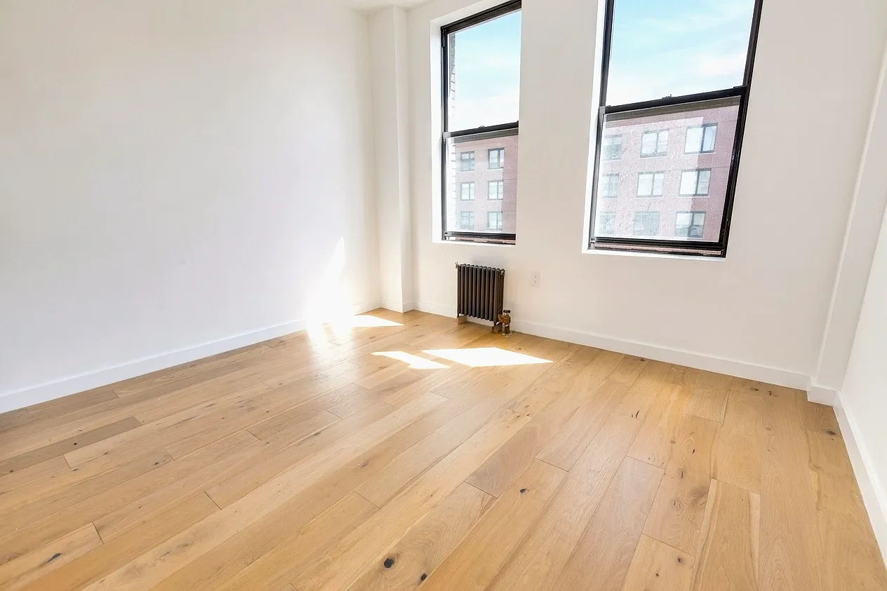 740 West End Avenue — Photo 1