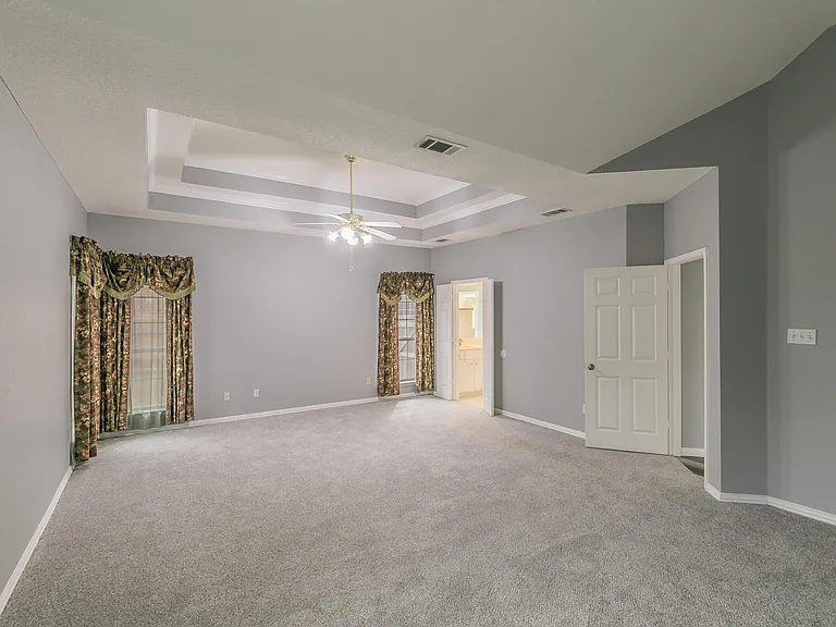 1619 Corvallis Trl — Photo 19