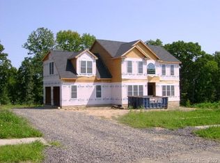 30 Highland Ter, Middletown, CT 06457