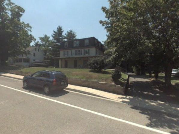 201 Main St #1B