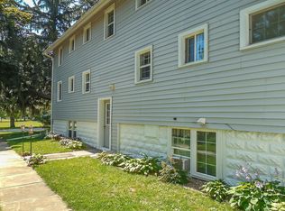 404 S Mather Ave APT 6, Le Roy, MN 55951