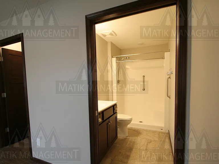 2581 Hawk Ridge Ct SE — Photo 22