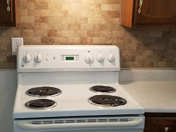 4th image of 6403 Emerson Ave