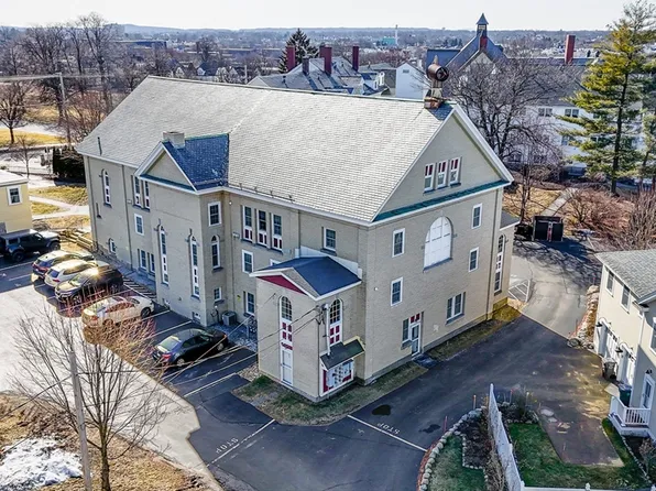 200 Rogers St Unit 7, Lowell, MA 01852