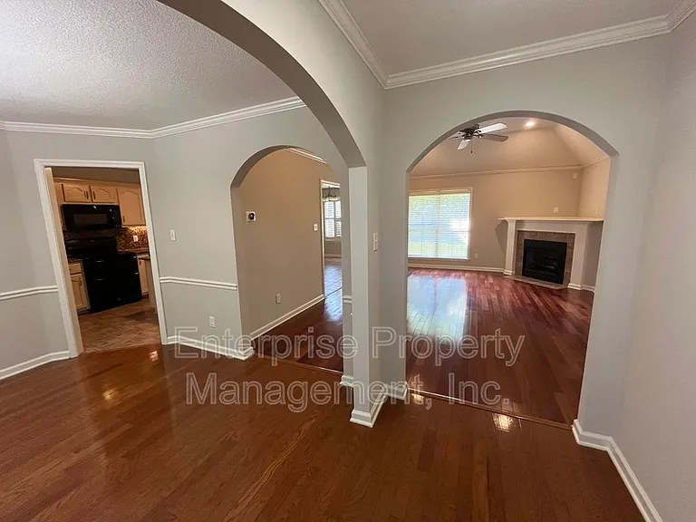 11861 Bridal Ln — Photo 4