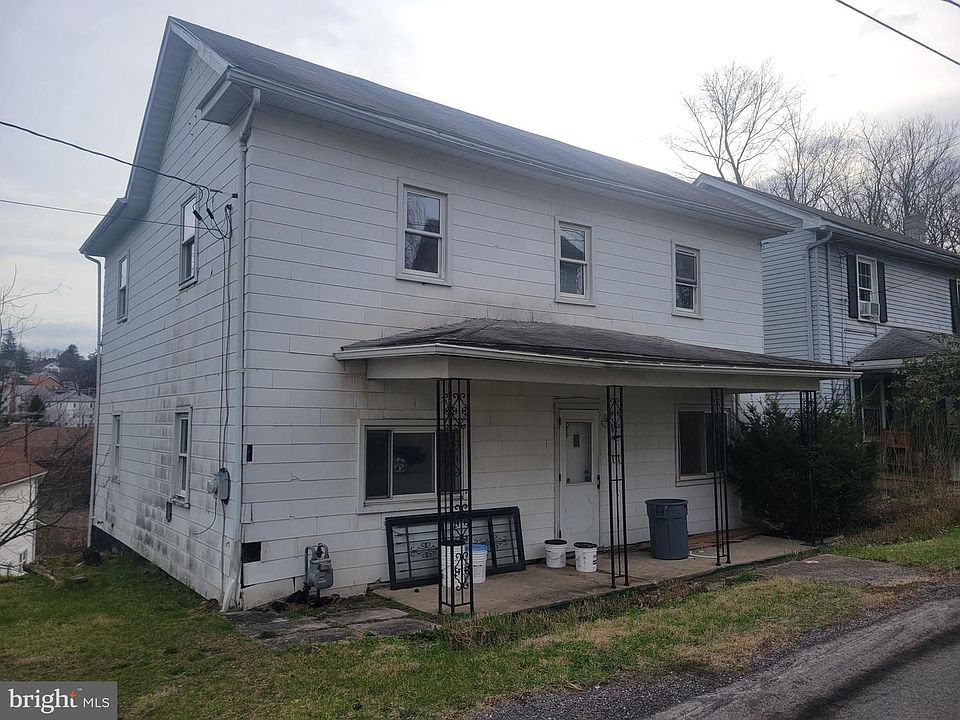 1st image of 48 Mill St