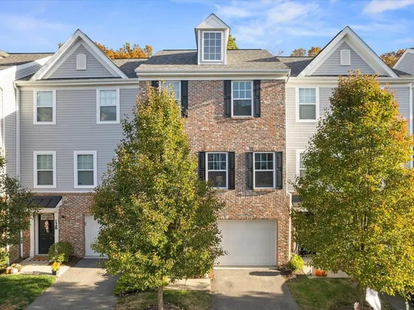 126 Watson Dr, Warrendale, PA 15086