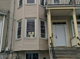 27 Mount Pleasant St, Somerville, MA 02145