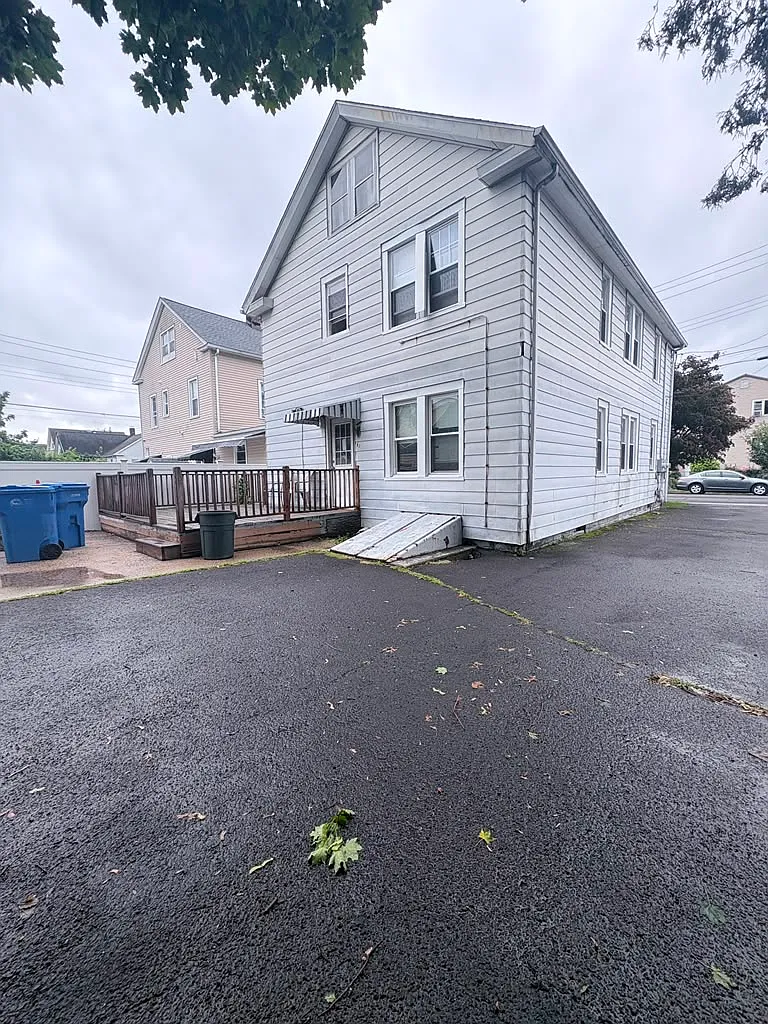 2 bed, $1,650 — Photo 2
