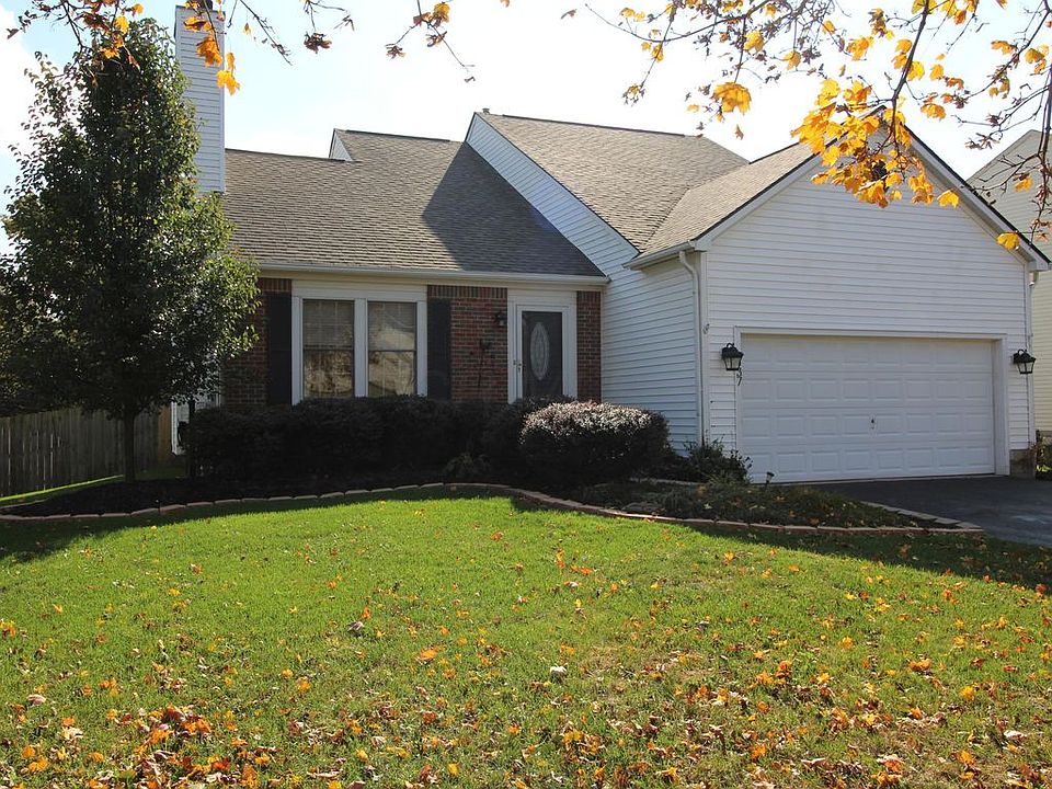 1st image of 437 W River Dr